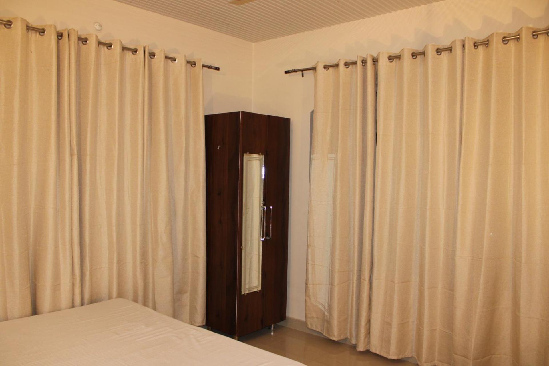 Aditya Homestay Bir-Billing Surrounded By Mountains 외부 사진